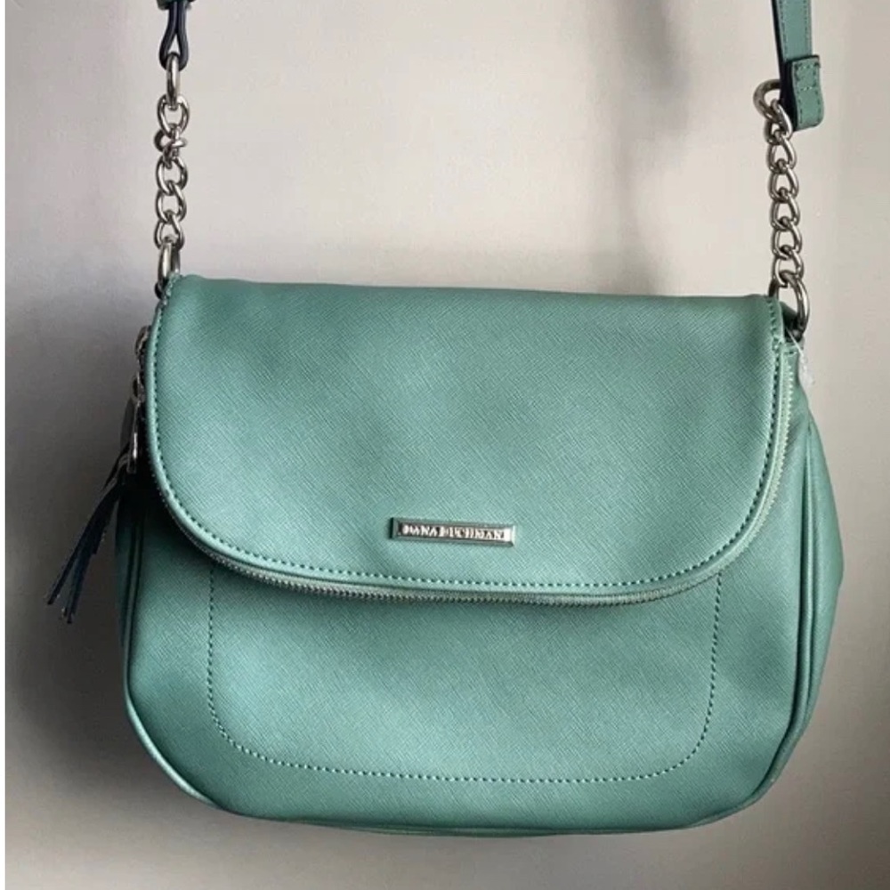 Minty green saddle bag style purse Dana Buchman. Like new condition!
